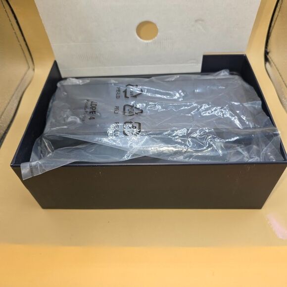 Anker 778 Thunderbolt 4 - Series 7, 12-in-1 Docking Station 40 Gbps with Max 100 - Picture 2 of 6